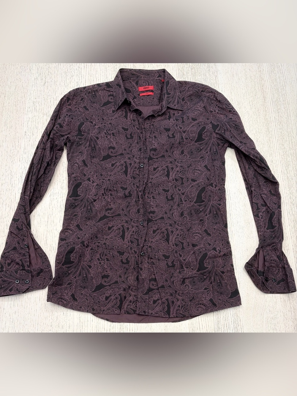 HUGO BOSS Men's Plum Paisley Dress Shirt